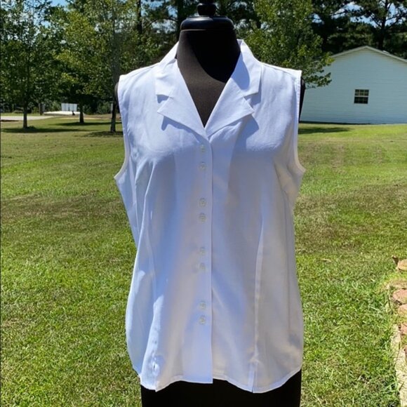 Dressbarn Women's White Sleeveless Button Up Shirt - Picture 1 of 5